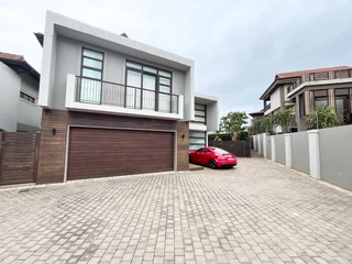 Hendra Estates - Smart Home pet friendly Townhouse for sale!!