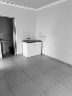 Room - Ad posted by Rhulani Mashele