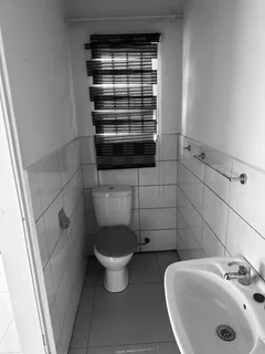 Room - Ad posted by Rhulani Mashele