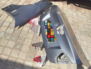 BMW e90 pre facelift bootlid, LHS fender and inner rear lights