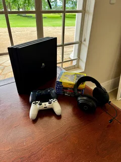 PS4 Pro 2TB gaming bundle