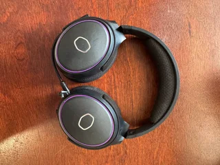 PS4 Pro 2TB gaming bundle