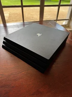 PS4 Pro 2TB gaming bundle