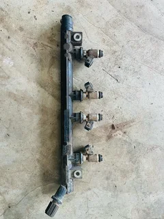 Tata Indica Vista Fuel Ijectors plus rail