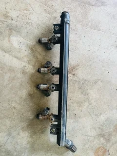 Tata Indica Vista Fuel Ijectors plus rail