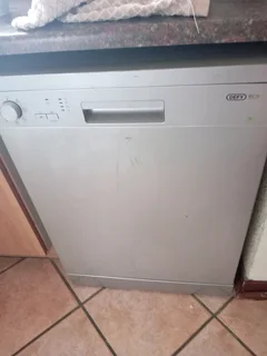  Defy Dishwasher – Powers On, Needs Fix – R800Price:R800Condition:Used – Fair