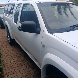 Isuzu 2.5Dtec - 2012 model