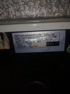 Defy deep freezer 210 liter