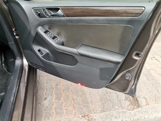 2017 Volkswagen Jetta VI 1.2 TSI Trendline, Brown with 75000km available now!