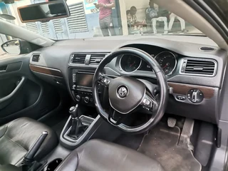 2017 Volkswagen Jetta VI 1.2 TSI Trendline, Brown with 75000km available now!