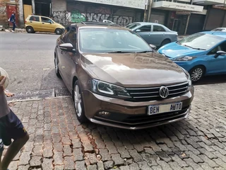 2017 Volkswagen Jetta VI 1.2 TSI Trendline, Brown with 75000km available now!