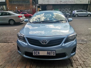 2017 Toyota Corolla Quest 1.6, Blue with 89000km available now!