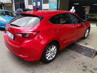 2017 Mazda Mazda3 1.6 Active, Red with 74000km available now!