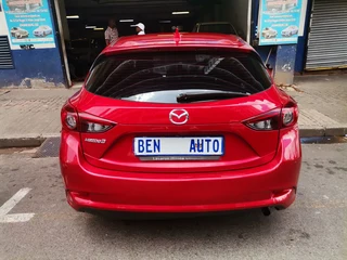 2017 Mazda Mazda3 1.6 Active, Red with 74000km available now!