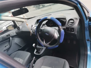 2010 Ford Fiesta 1.4 Ambiente 5-Door, Blue with 98000km available now!