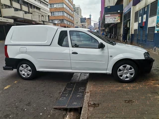 2015 Nissan NP200 1.6 S 16V, White with 91000km available now!