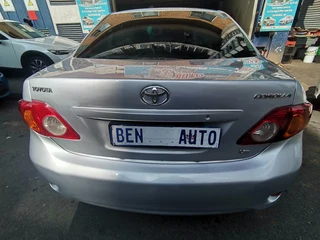 2009 Toyota Corolla 1.6 Professional, Silver with 98000km available now!