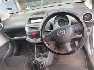 2012 Toyota Aygo 1.0 Fresh 3-Door, White with 98000km available now!