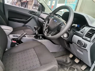 2017 Ford Ranger 2.2 TDCi Xl 4x2 D/Cab, Silver with 87000km available now!