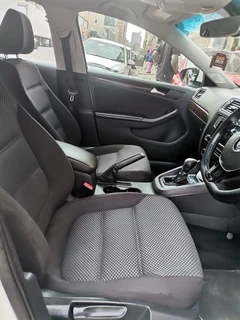 2018 Volkswagen Jetta 1.4 TSI Comfortline, White with 75000km available now!