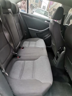 2018 Volkswagen Jetta 1.4 TSI Comfortline, White with 75000km available now!