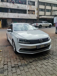 2018 Volkswagen Jetta 1.4 TSI Comfortline, White with 75000km available now!