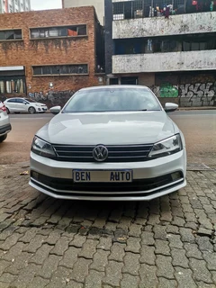 2018 Volkswagen Jetta 1.4 TSI Comfortline, White with 75000km available now!