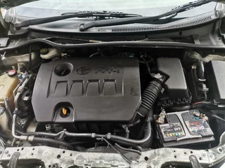 2015 Toyota Corolla 1.6 Prestige, Silver with 83000km available now!