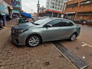 2015 Toyota Corolla 1.6 Prestige, Silver with 83000km available now!