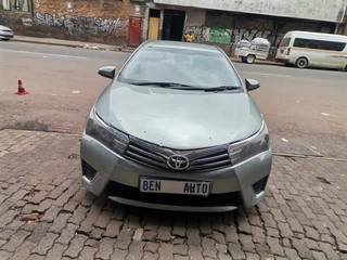 2015 Toyota Corolla 1.6 Prestige, Silver with 83000km available now!