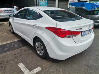 2013 Hyundai Elantra 1.6 GL, White with 88000km available now!
