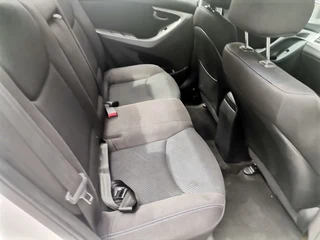 2013 Hyundai Elantra 1.6 GL, White with 88000km available now!