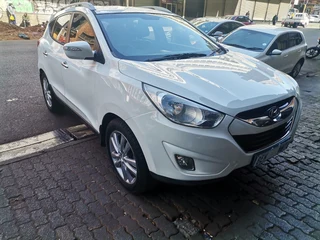 2012 Hyundai ix35 2.0 GL 4x2, White with 90000km available now!