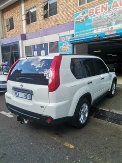 2011 Nissan X-Trail 2.0 4x4 SE, White with 95000km available now!
