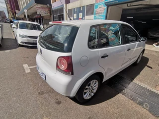2012 Volkswagen Polo Vivo Hatch 1.4 Trendline, White with 87000km available now!