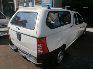 2017 Nissan NP200 1.6 8V A/C, White with 76000km available now!