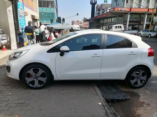 2015 Kia Rio 1.4 5-Door, White with 76000km available now!