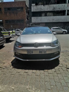 2013 Volkswagen Polo 1.6 Comfortline, Silver with 87000km available now!