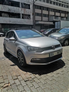 2013 Volkswagen Polo 1.6 Comfortline, Silver with 87000km available now!