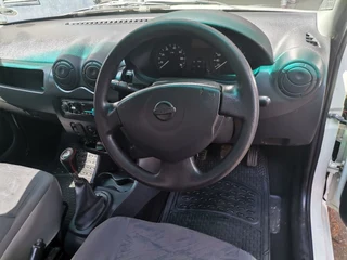 2014 Nissan NP200 1.6 8V A/C, White with 72000km available now!