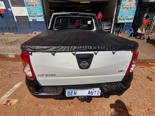 2014 Nissan NP200 1.6 8V A/C, White with 72000km available now!