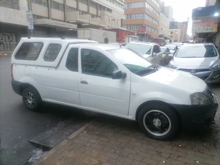 2012 Nissan NP200 1.6 S 16V, White with 155000km available now!