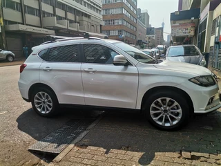 2017 Haval H2 1.5T City, White with 111000km available now!