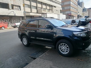 2013 Toyota Fortuner 3.0 D-4D 4x4, Grey with 97000km available now!