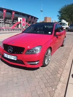 2012 Mercedes-Benz C 250 CDI BlueEFFICIENCY Avantgarde 7G-Tronic, Red with 115000km available now!