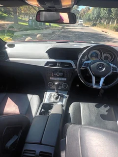 2012 Mercedes-Benz C 250 CDI BlueEFFICIENCY Avantgarde 7G-Tronic, Red with 115000km available now!