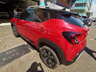 2021 Renault Kiger MY21 1.0 Energy Life, Burgundy with 31000km available now!