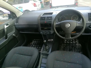 2009 Volkswagen Polo Classic 1.4 Trendline, Silver with 87000km available now!