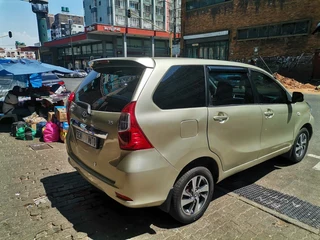 2016 Toyota Avanza 1.5 SX, Gold with 97000km available now!