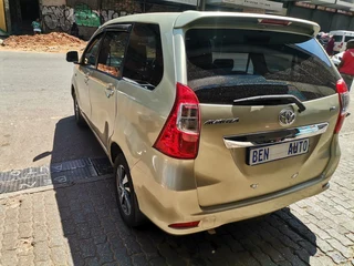 2016 Toyota Avanza 1.5 SX, Gold with 97000km available now!